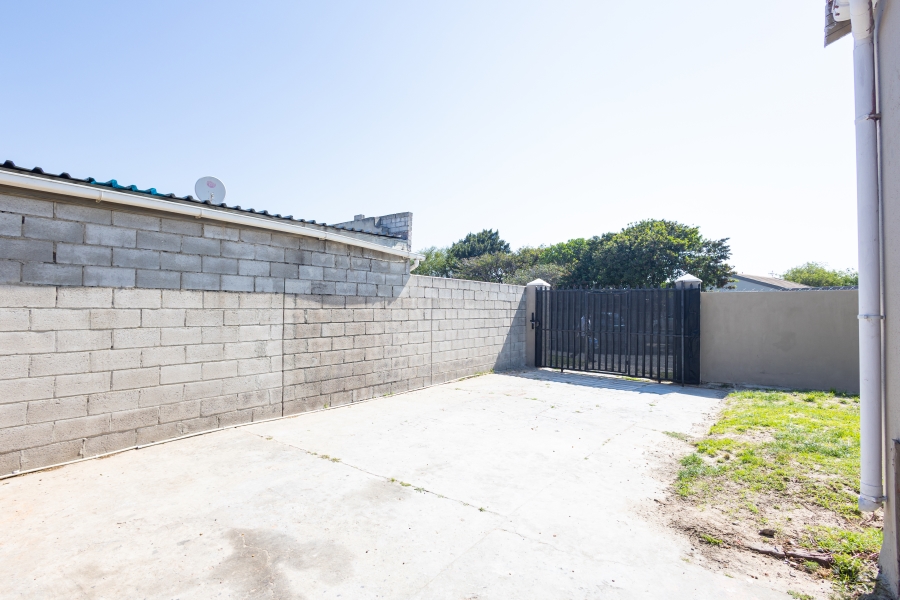 2 Bedroom Property for Sale in Beverly Park Western Cape
